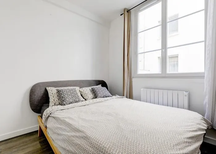 Arc De Triomphe - Cityapartmentstay