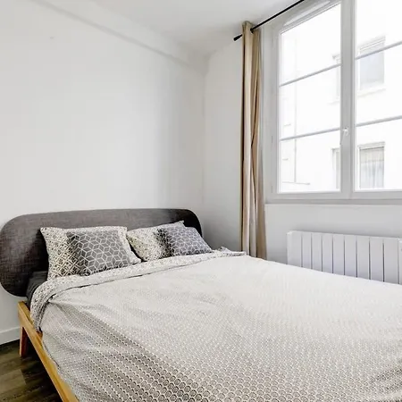 Arc De Triomphe - Cityapartmentstay
