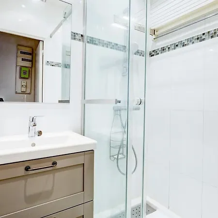 Arc De Triomphe - Cityapartmentstay * パリ