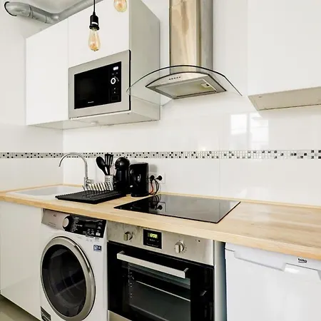 Arc De Triomphe - Cityapartmentstay Apartment Paris